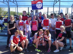 ��������